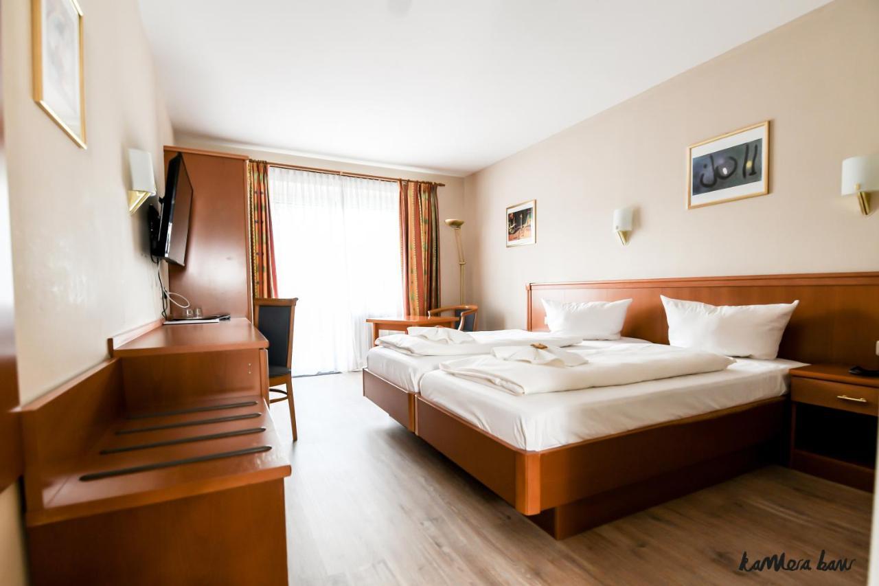 Hotel Blutenburg Munich Luaran gambar