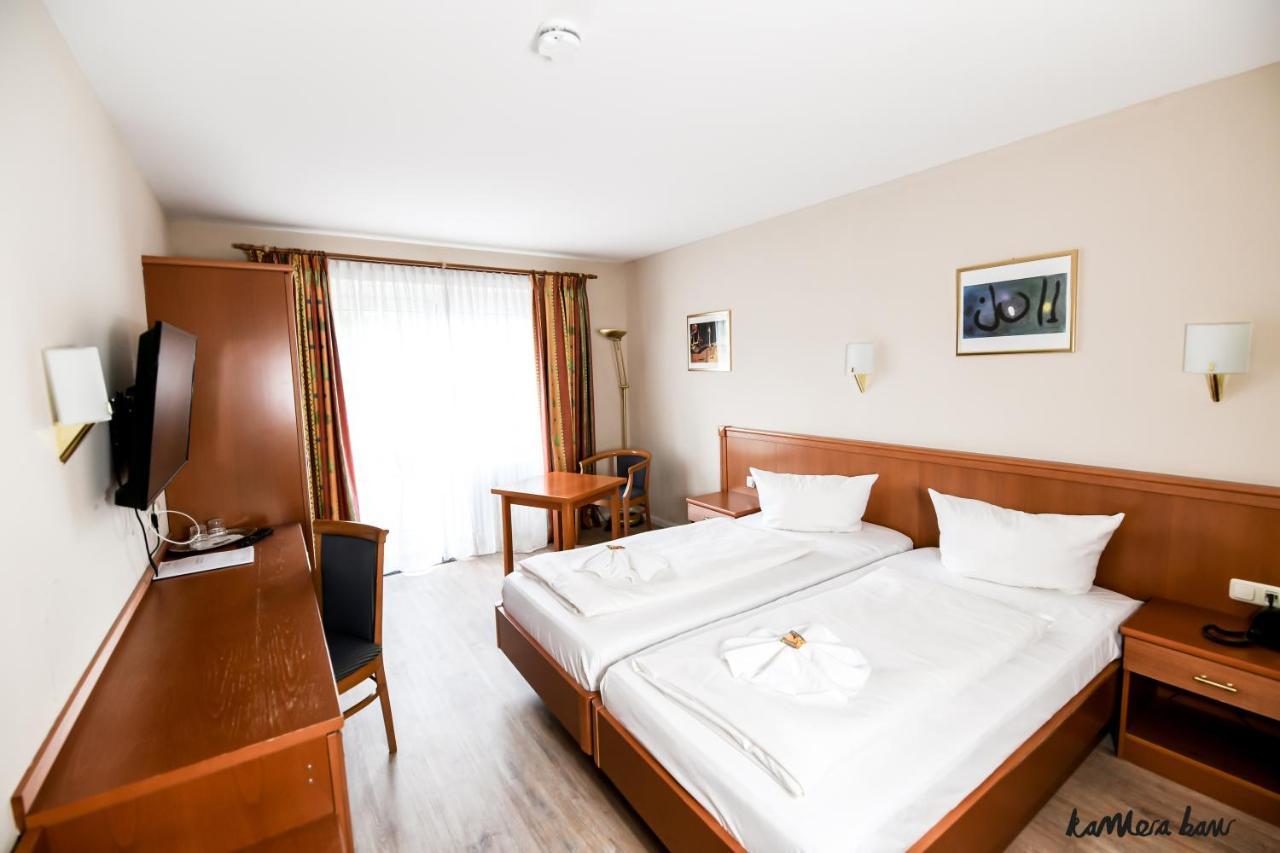 Hotel Blutenburg Munich Luaran gambar