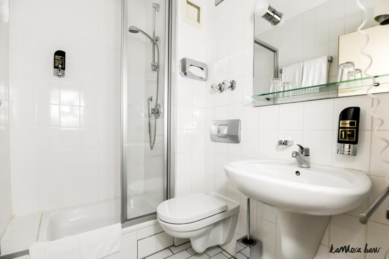 Hotel Blutenburg Munich Luaran gambar